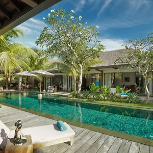 https://villa-emile.ubudhotelsnow.com